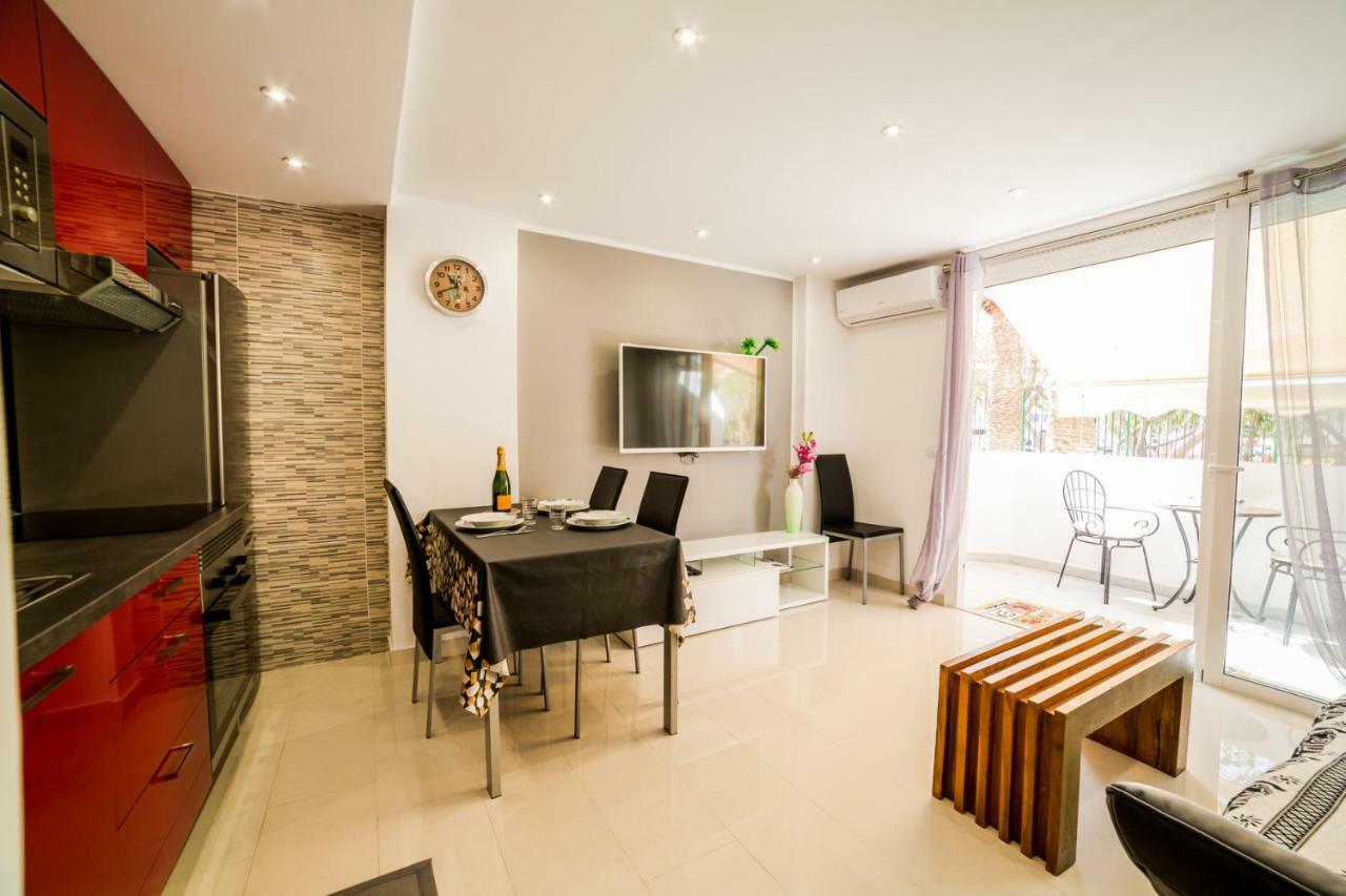 אדחה Un Dormitorio En Playa De Las Americas מראה חיצוני תמונה