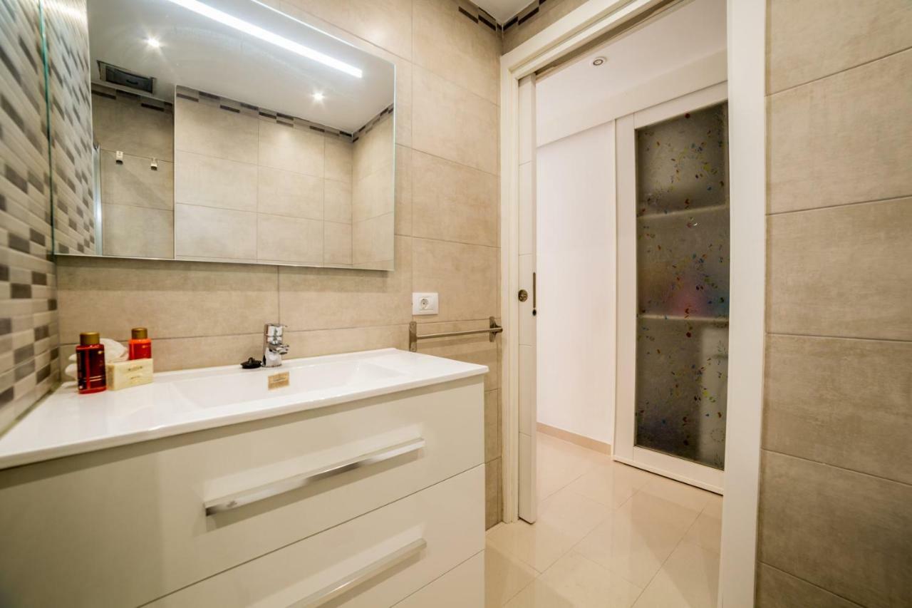 אדחה Un Dormitorio En Playa De Las Americas מראה חיצוני תמונה
